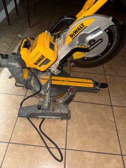 Dewalt 12in miter saw (cordless/corded) option