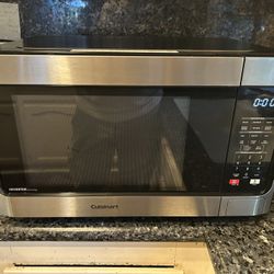 LIKE NEW CUISINART INVERTER TECHNOLOGY MICROWAVE HALF COST 