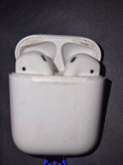 Apple airpods great condition