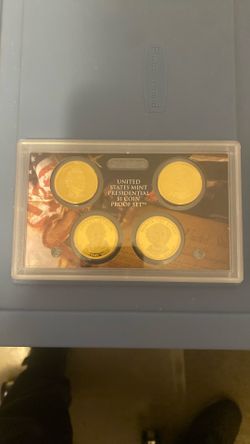 2008 United States Mint Presidential $1 Coin Proof Set.