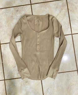 Aerie long sleeve shirt medium