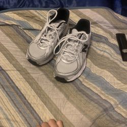 New Balance 740’s
