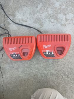 2 Cargadores De Baterias De 12 Boltios