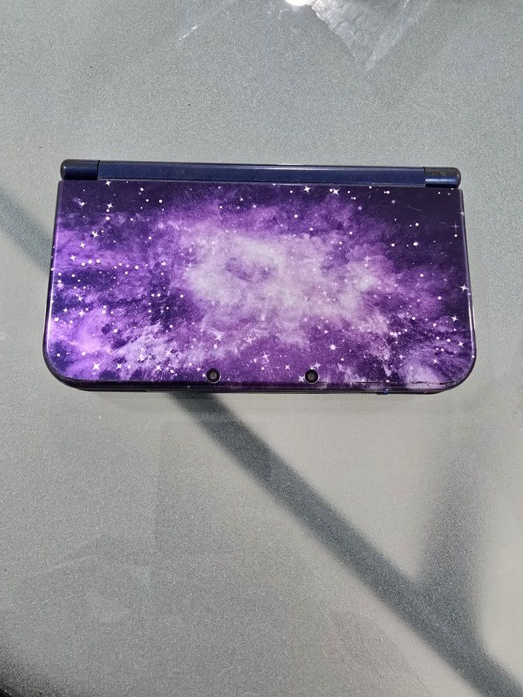 New Nintendo 3DS XL Galaxy Edition