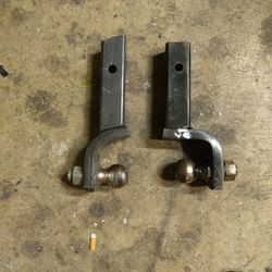 Tow Hitch with 2 inch ball.