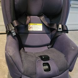 Nuna Rava Convertible Car Seat Lake Blue