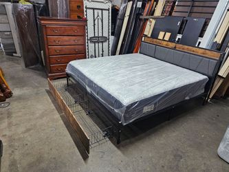 King bed and mattress
