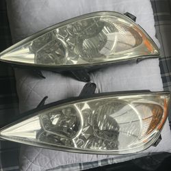 2003 Camry Headlights 