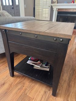 Coffee type side table