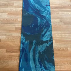 Yoga Mat (good condition)
