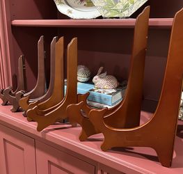 Wooden Plate Stands in Rosewood Finish