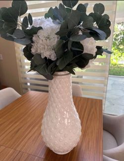 Floral Arrangement/Decor 