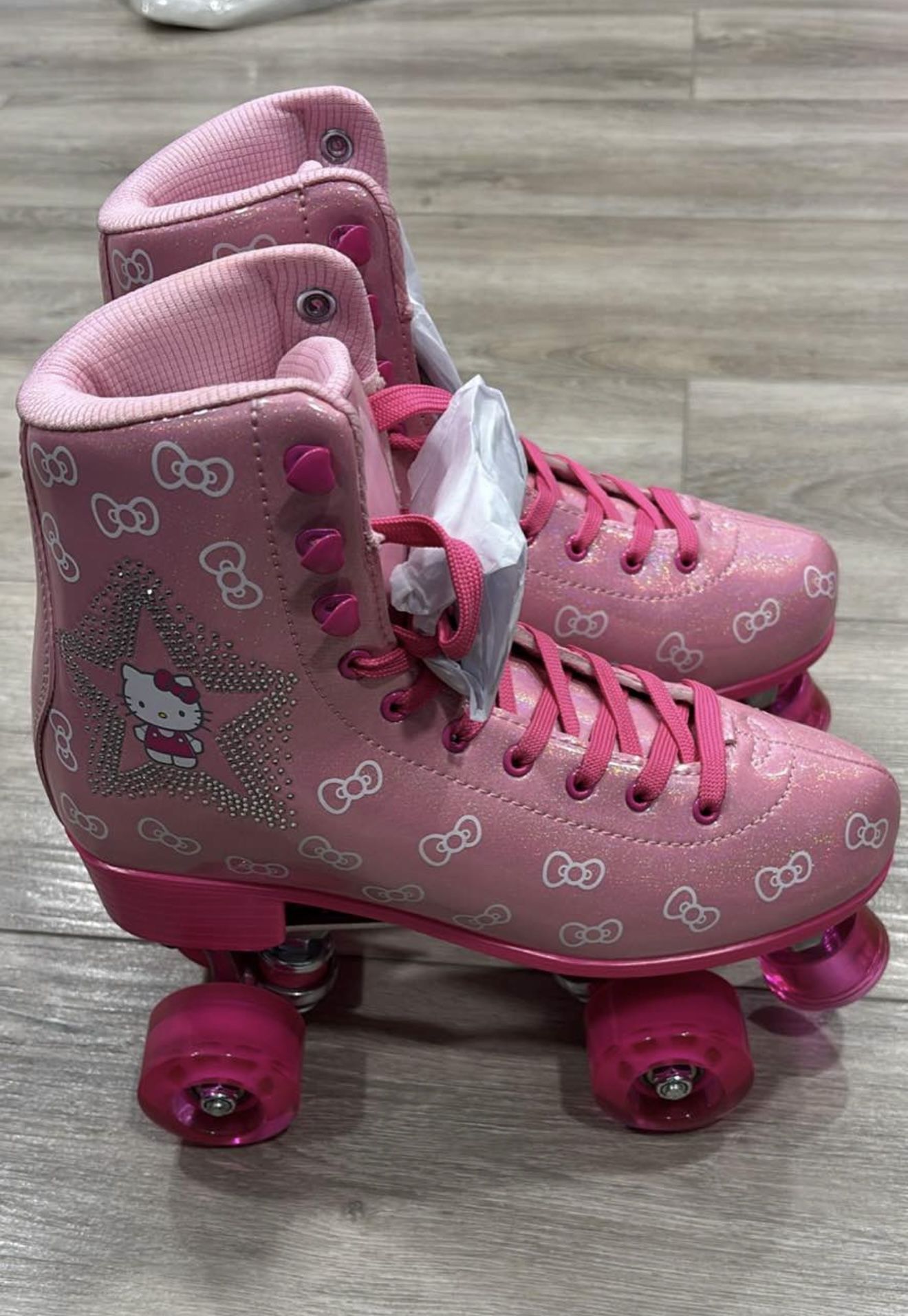 Hello Kitty Roller skates