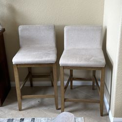 4x High Top Chairs