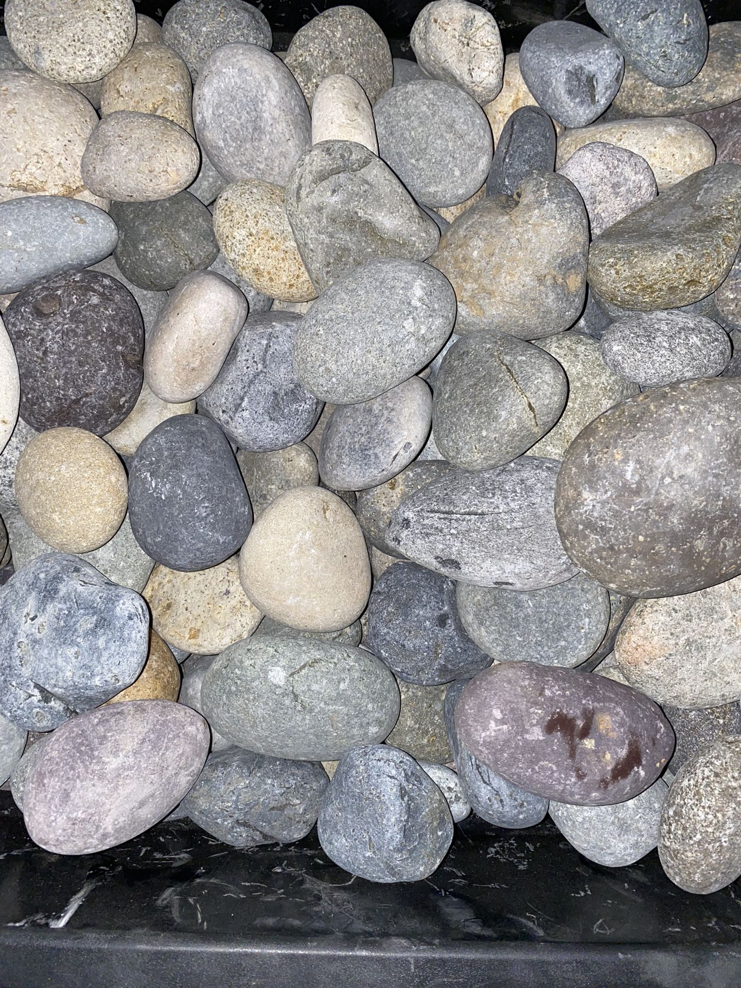 Mexican Mixed Beach Pebbles/River Rock 2”-3”