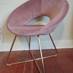 Like New - Pink Velvet Accent Chair Mid-century