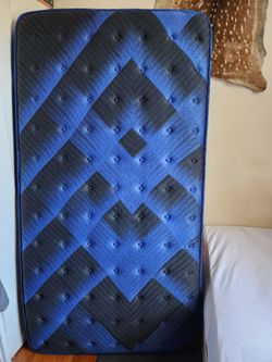 Memory gel twin mattress medium firm new