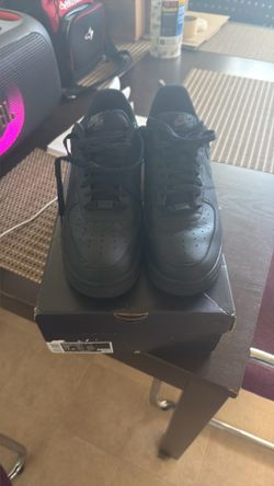 Nike Air Force 1 men’s size 10