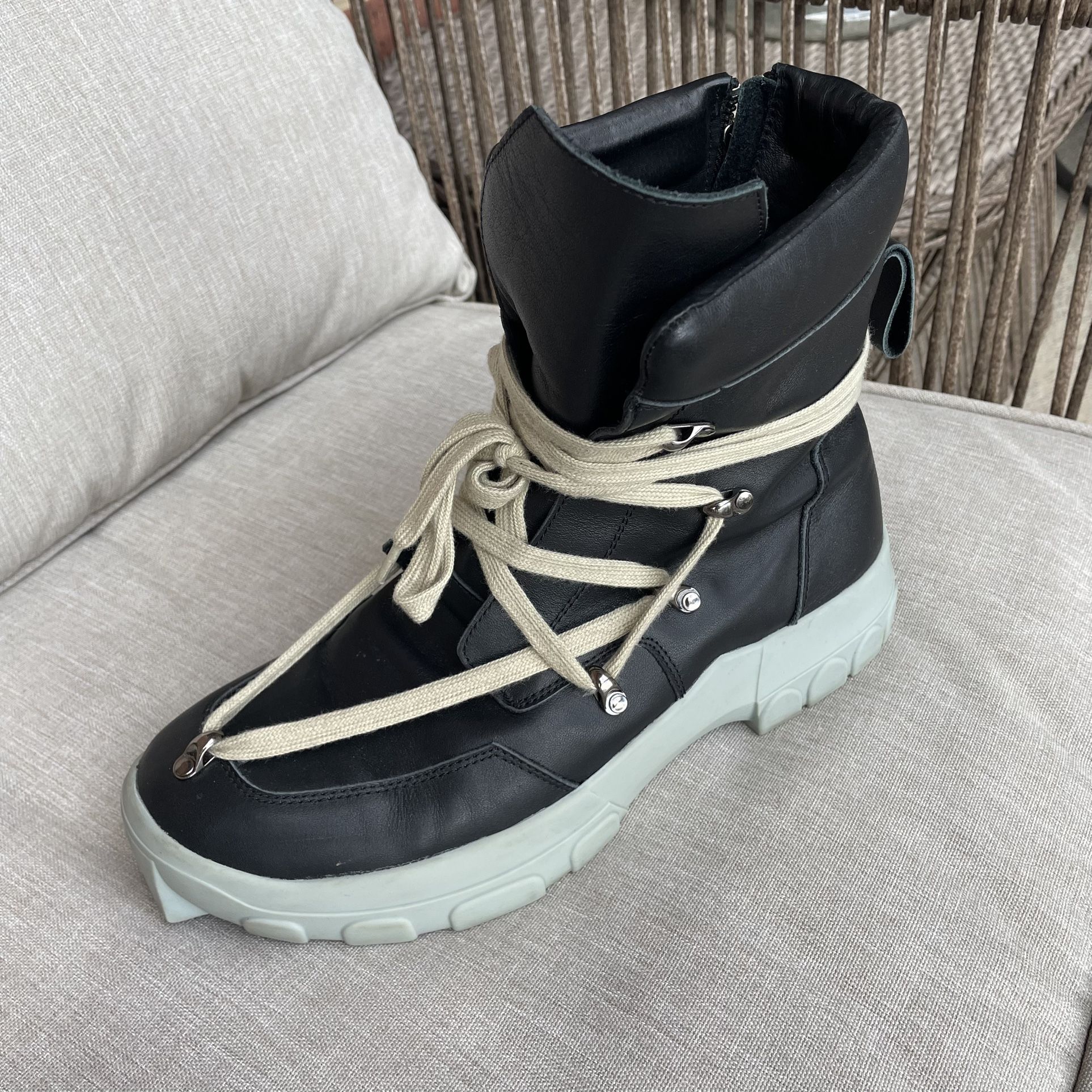 Hiking Boots, Size 9.5
