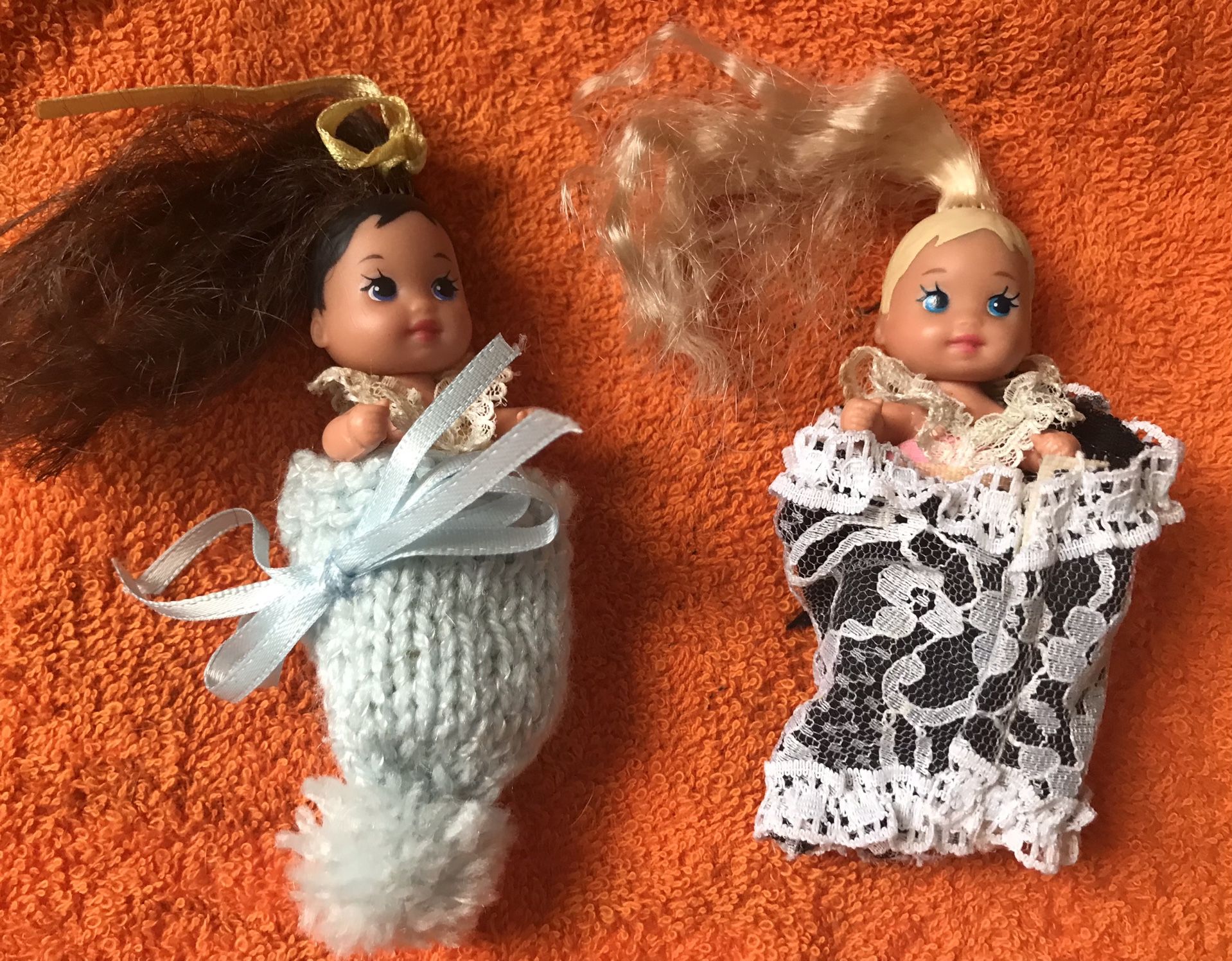 Collectible Vintage 1993 Mattel Barbie Krispy Dolls