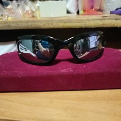 Black Aviator Tinted Sunglasses