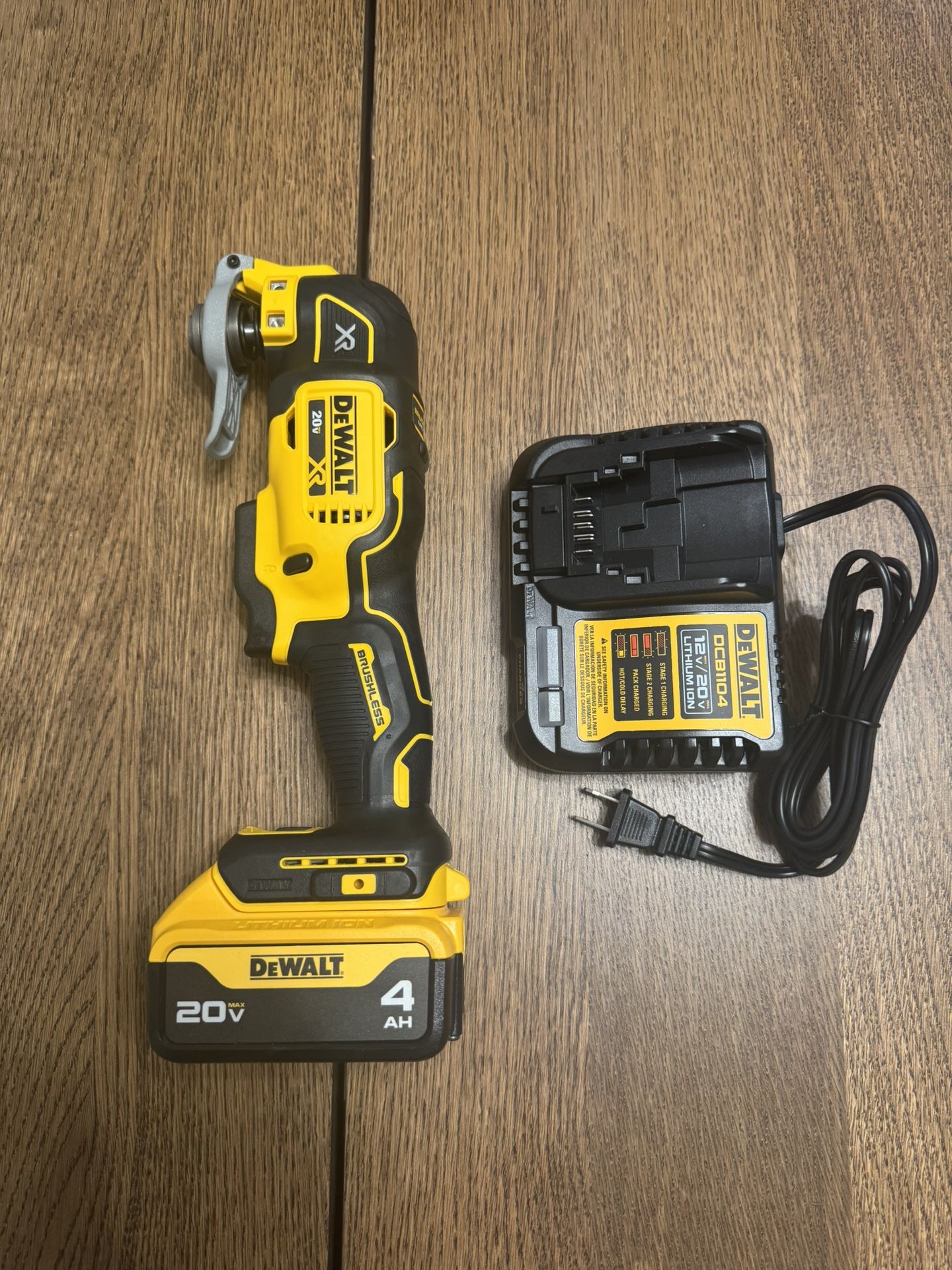 Dewalt Multi-Tool And 4AH Battery