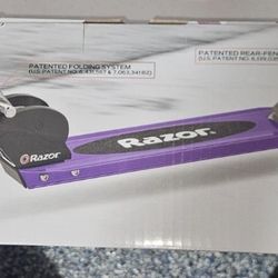 Razor S Kick Scooter in Purple