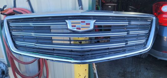 2018-2019 CADILLAC XTS FRONT UPPER GRILLE W/O CAMERA- NEW OEM (contact info removed)3