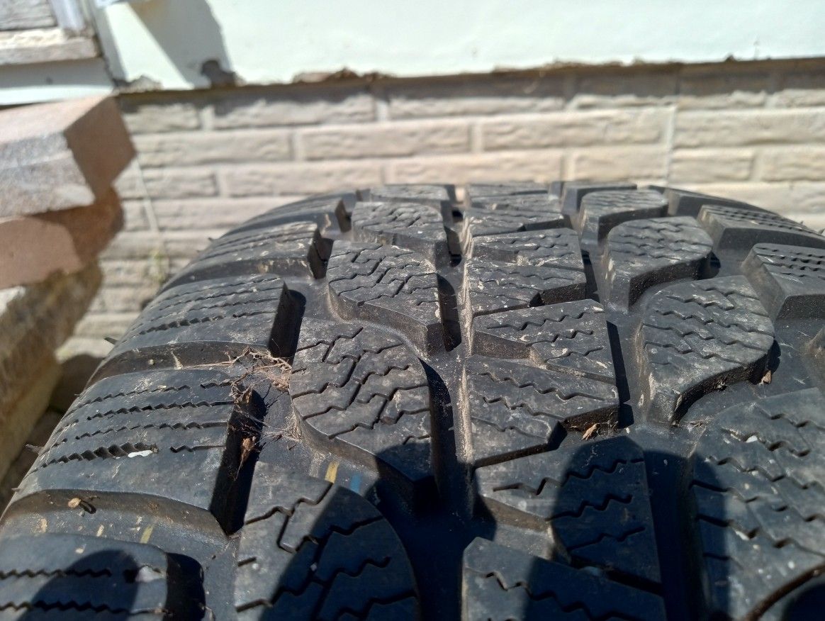 Tire 205/55/R16 Bridgestone