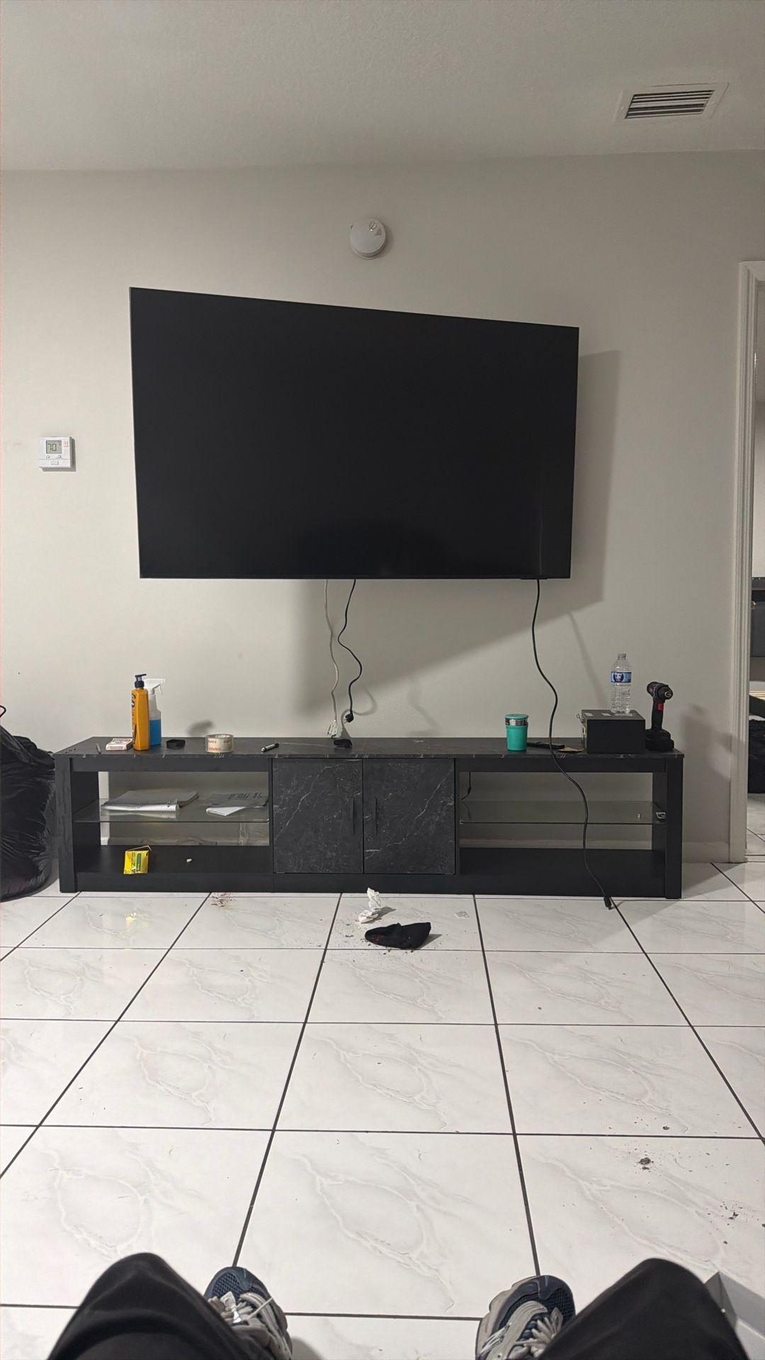 For Sale Tv And Stand 65in Samsung