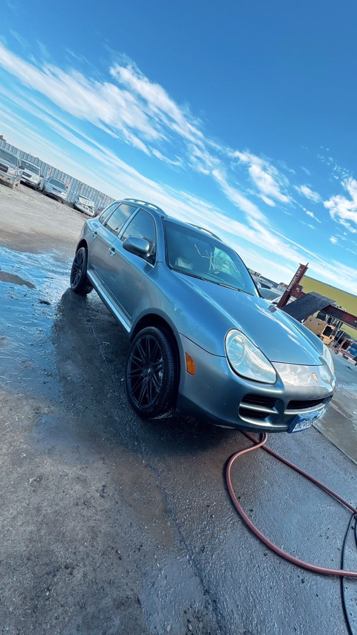 2004 Porsche Cayenne