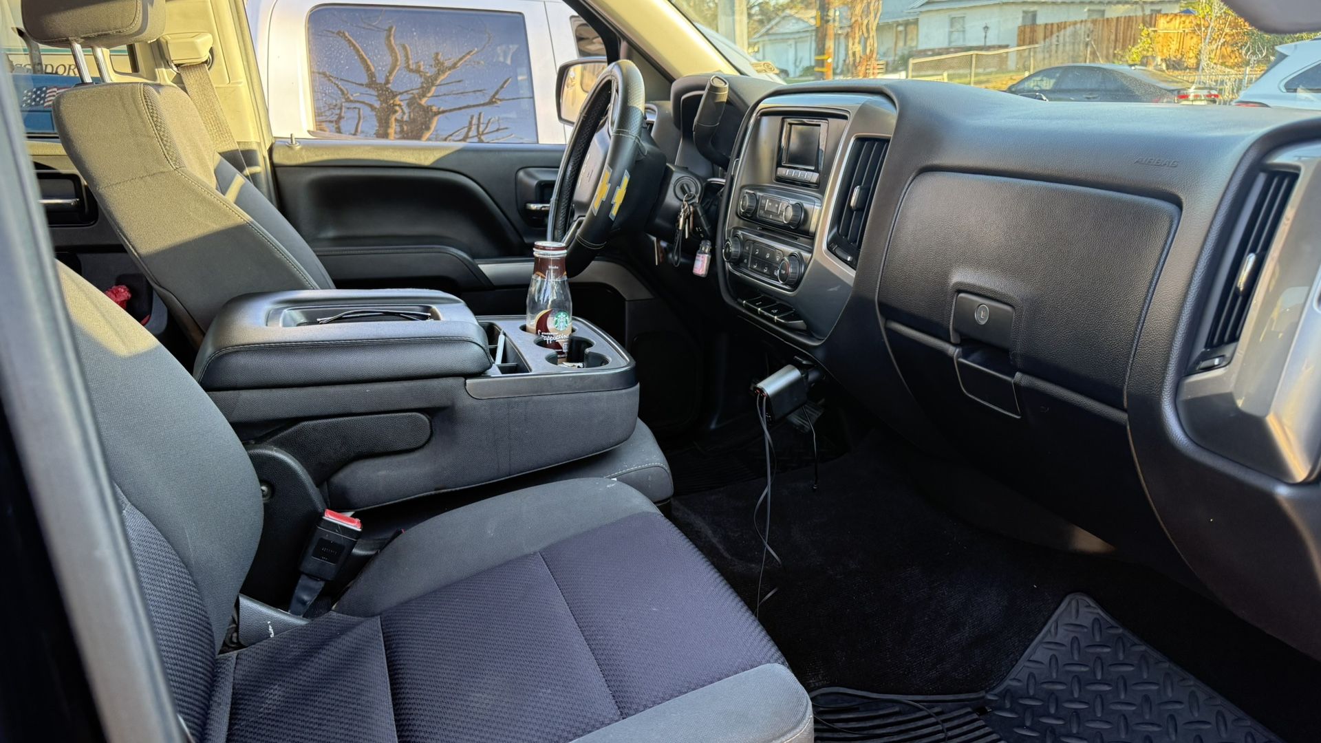 2014 Chevrolet Silv15 LT Truck