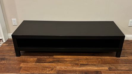 TV STAND - BLACK