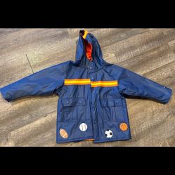 BOYS RAIN JACKET (SIZE 4-6)