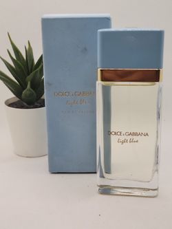 Dolce&Gabbana 

Light Blue Eau de Parfum

1.7 fl ⭐️