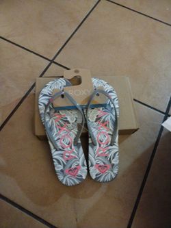 Roxy Sandals