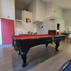 Pool Table 8ft ( Free Delivery & Set Up & New Color Felt Of Your Choice