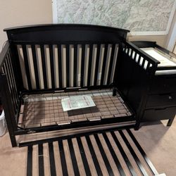 Crib With Changing Table