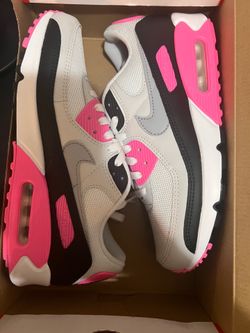 pink and black air max