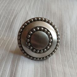 21 Cabinet Knobs