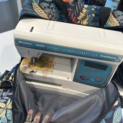 Husqvarna Scandinavia 200 Sewing Machine