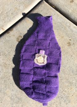 Purple tiny dog sweater from Germany
