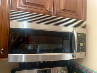 Microwave, French door refrigerator