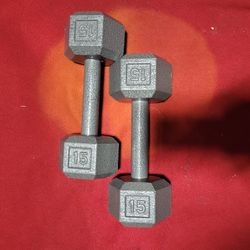 SET OF 15LB.  HEXHEAD DUMBBELLS TOTAL 30LBs  11525 S HALSTED DUNKIN DONUTS/7111.S WESTERN WALGREENS  
30$  CASH ONLY AS IS