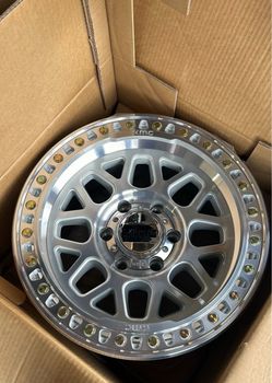 17” 6 Lug Kmc km549 GRS Wheels Silver with Machine Face