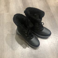 Women’s Boots Size 42(US6) 