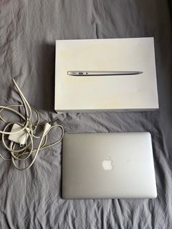 Apple MacBook Air with Box and Charger