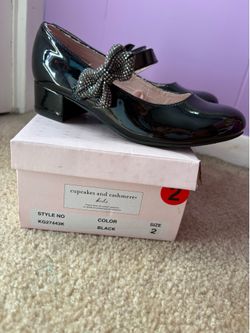 Girls size 2 dress shoes selling 3 pairs