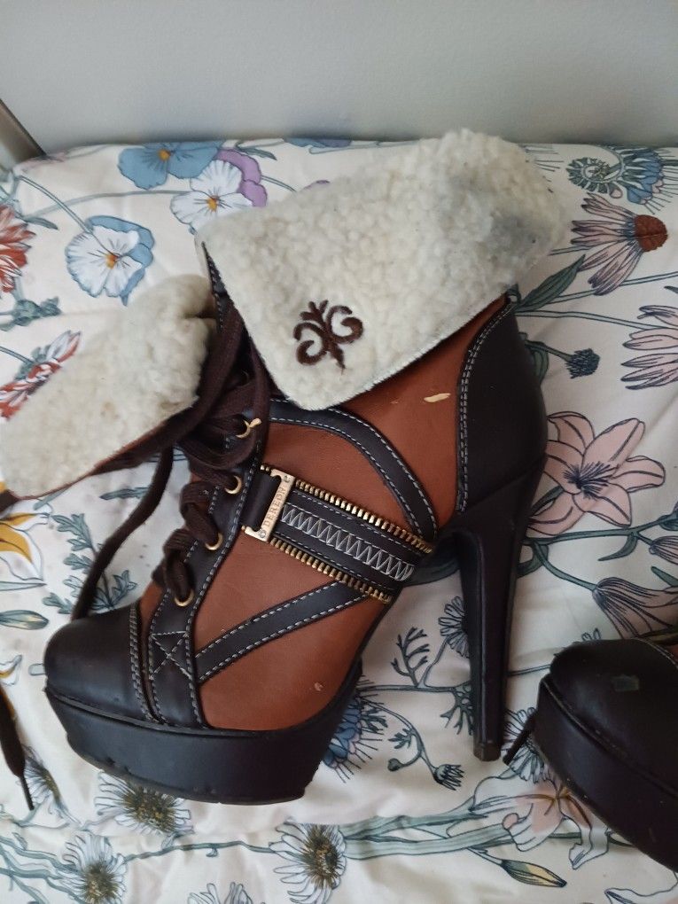 Size 6 Women's Boots