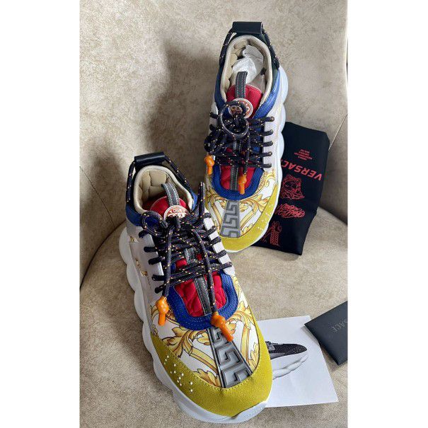 Versace Chain Reaction Brand New Size 10 & 11 for Sale in Queens, NY -  OfferUp